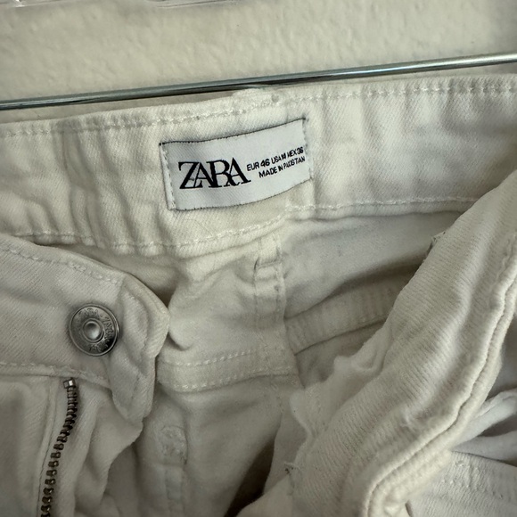 Zara White Jeans - Picture 2 of 3